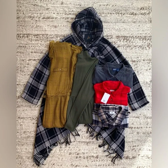 🍂Bundle Deal🍂 Dark Farmhouse Chic Starter Set — 5 Piece Capsule (Size S/M) - Picture 1 of 13